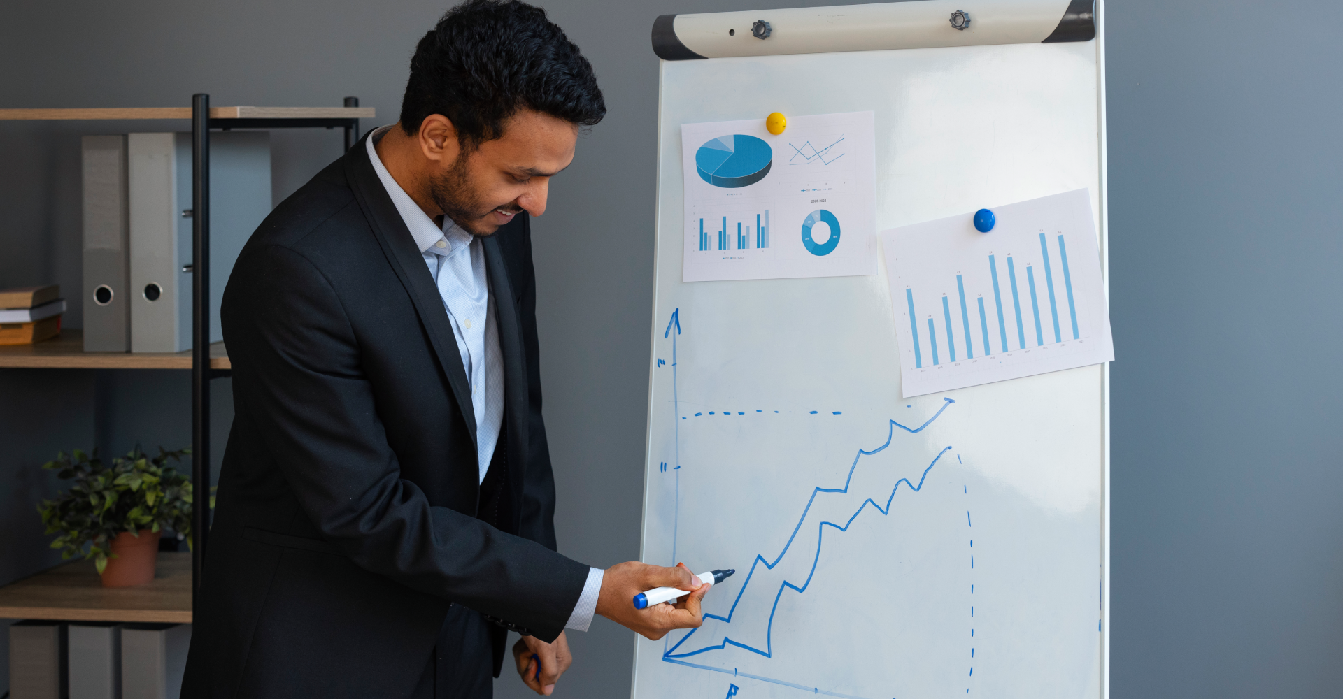 Complete <span>Business & <br>Financial </span> Solutions